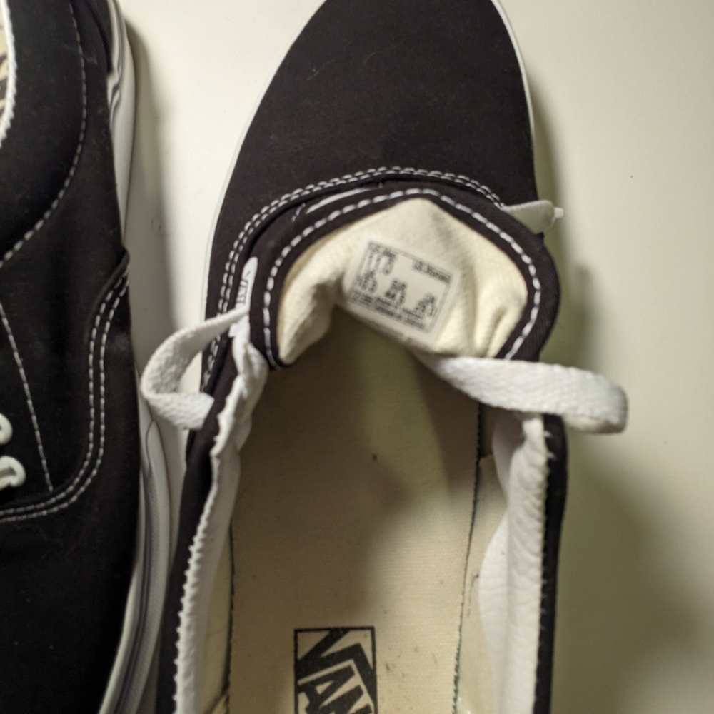 Classic Vans - Picture 5 of 5
